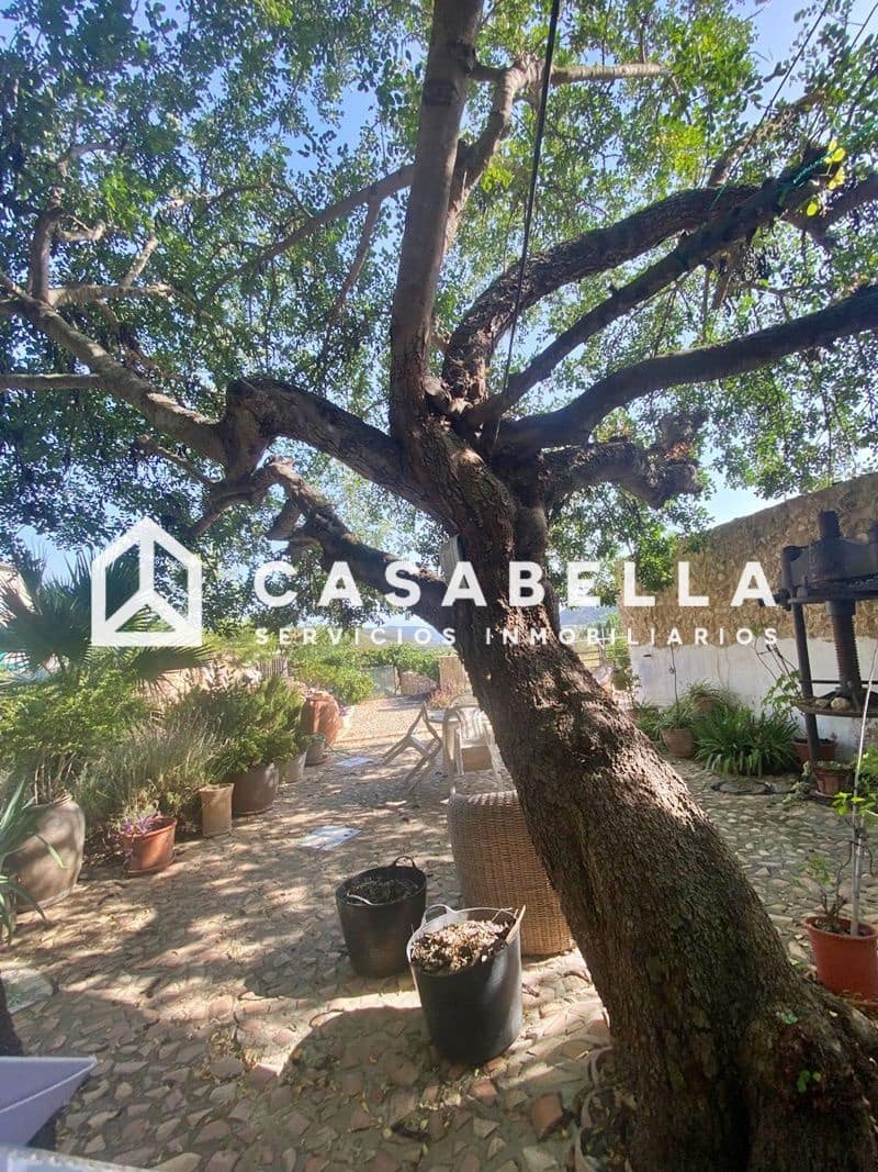 7 sovrum Semi-fristående Villa till salu i Pinet med garage - 210 000 € (Ref: 9650156)