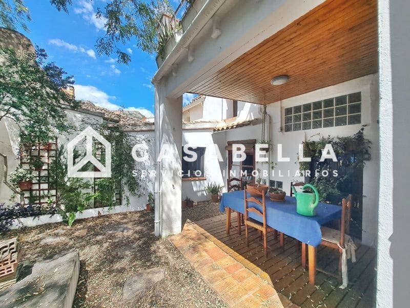 7 sovrum Semi-fristående Villa till salu i Pinet med garage - 210 000 € (Ref: 9650156)