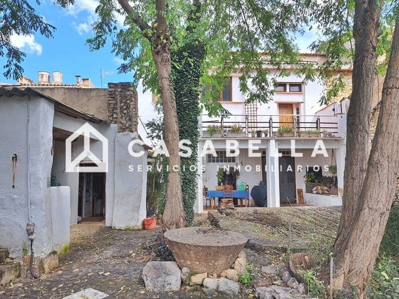 7 sovrum Semi-fristående Villa till salu i Pinet med garage - 210 000 € (Ref: 9650156)