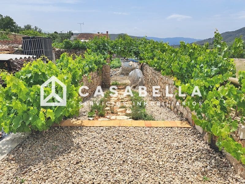 7 sovrum Semi-fristående Villa till salu i Pinet med garage - 210 000 € (Ref: 9650156)