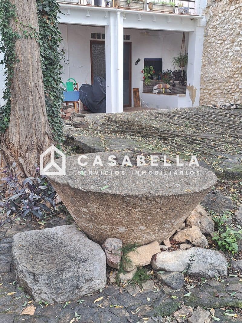 7 sovrum Semi-fristående Villa till salu i Pinet med garage - 210 000 € (Ref: 9650156)