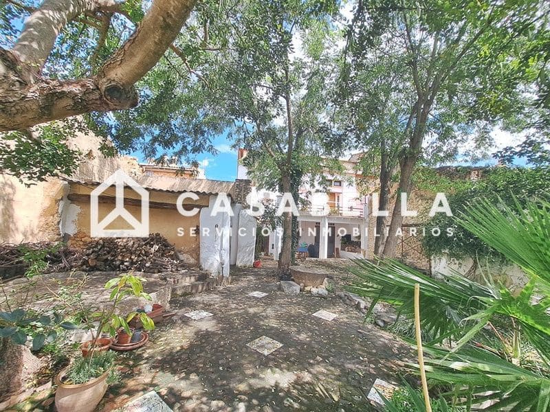 7 sovrum Semi-fristående Villa till salu i Pinet med garage - 210 000 € (Ref: 9650156)