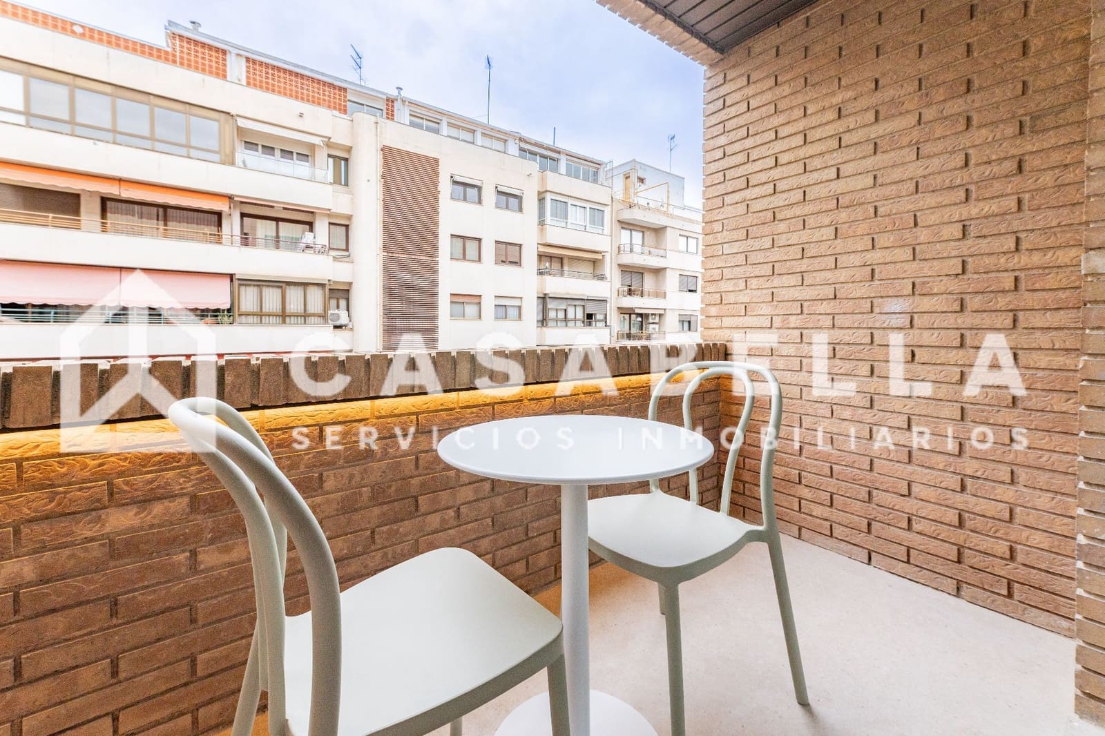 4 soverom Leilighet til leie i Valencia by med garasje - € 2 800 (Ref: 9650160)