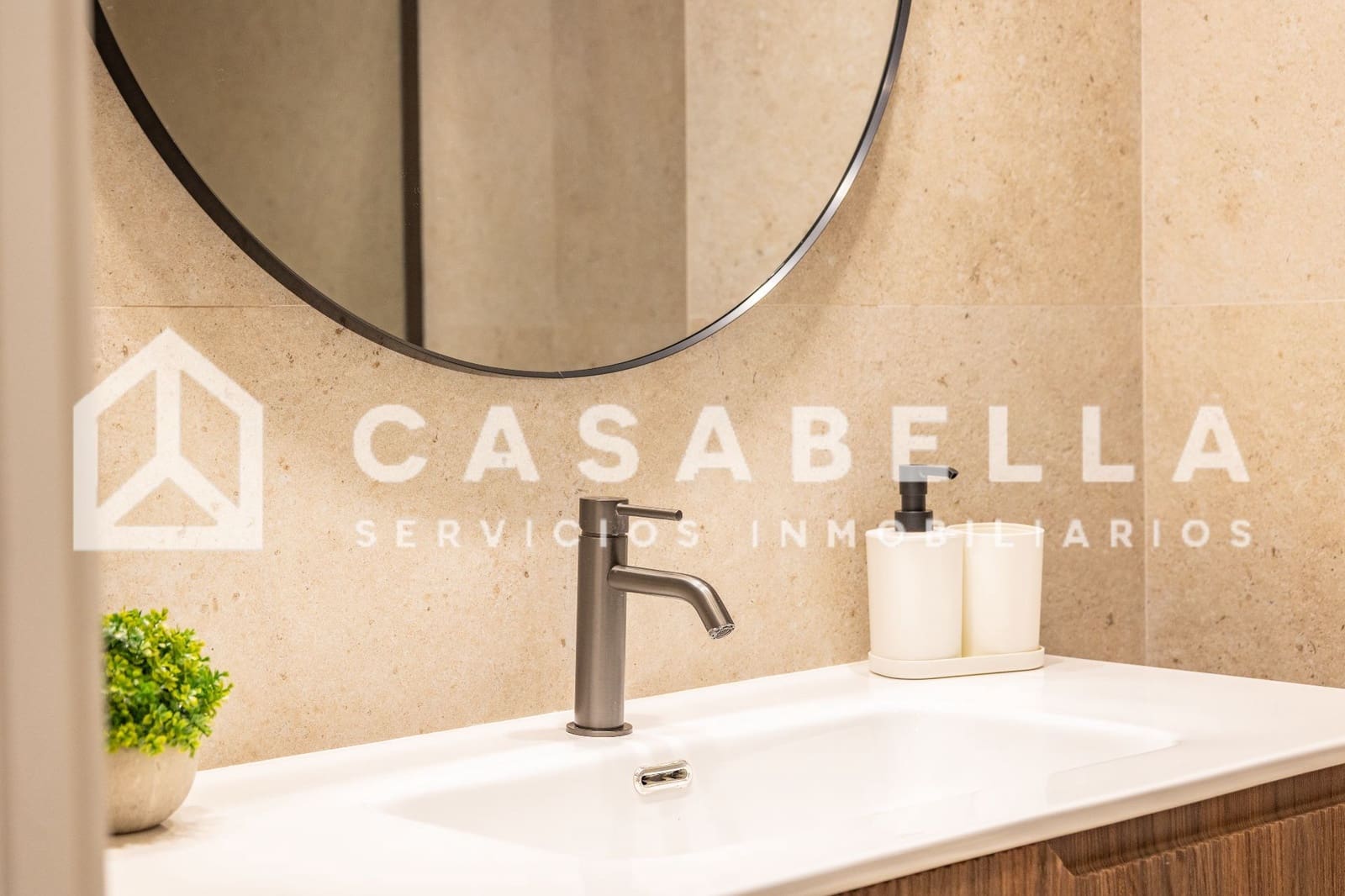 4 soverom Leilighet til leie i Valencia by med garasje - € 2 800 (Ref: 9650160)