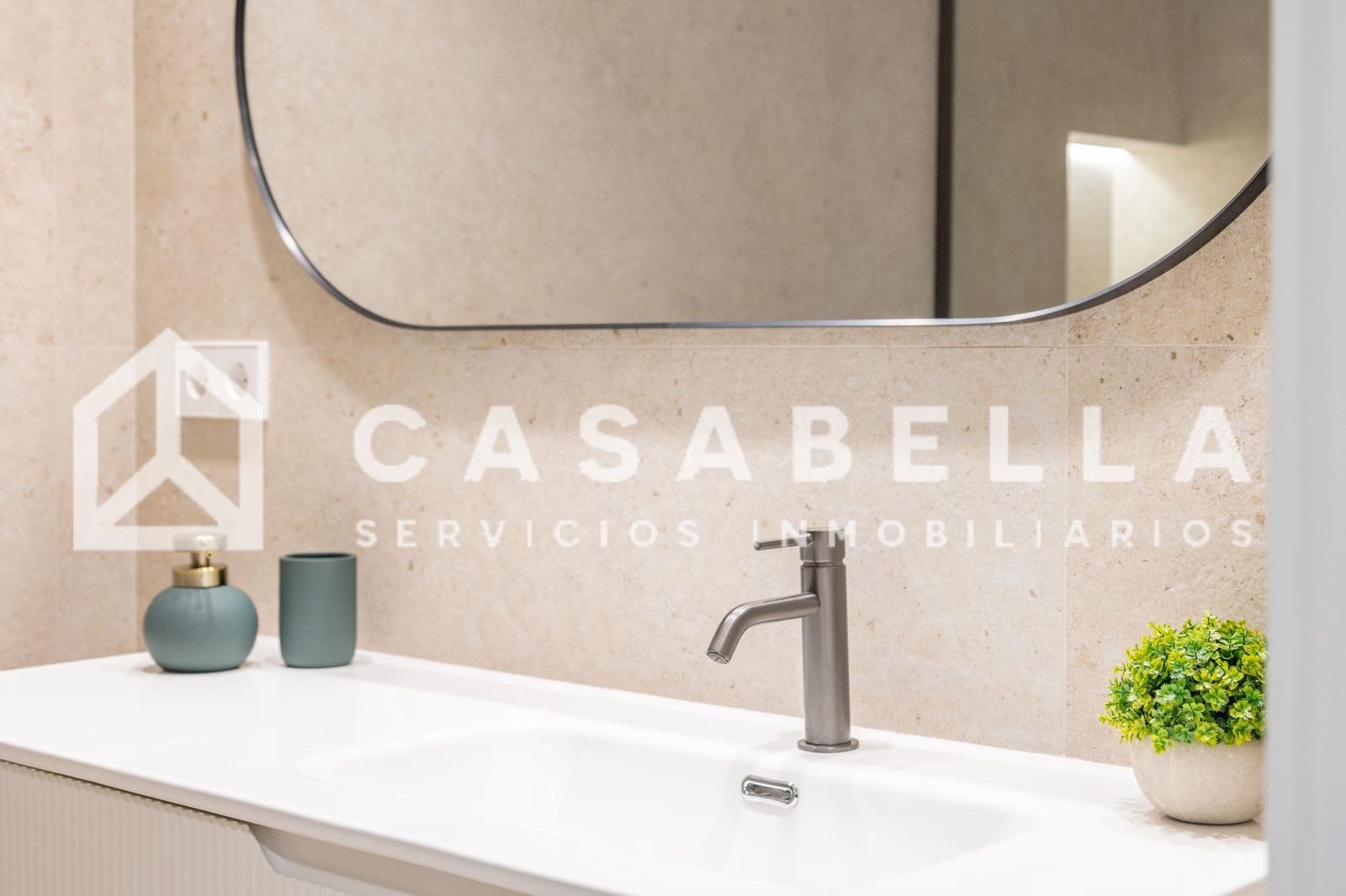 4 soverom Leilighet til leie i Valencia by med garasje - € 2 800 (Ref: 9650160)