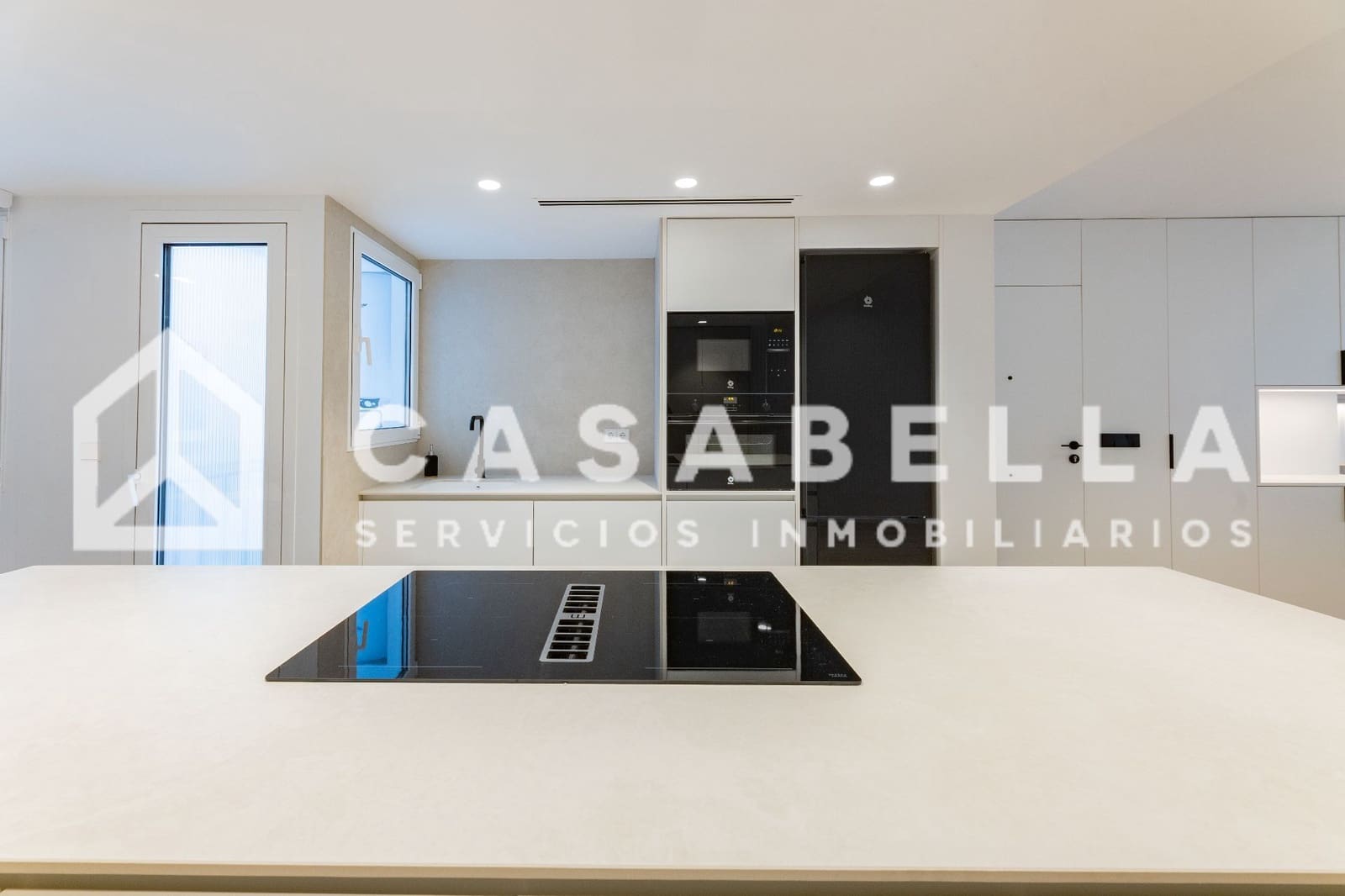 4 soverom Leilighet til leie i Valencia by med garasje - € 2 800 (Ref: 9650160)