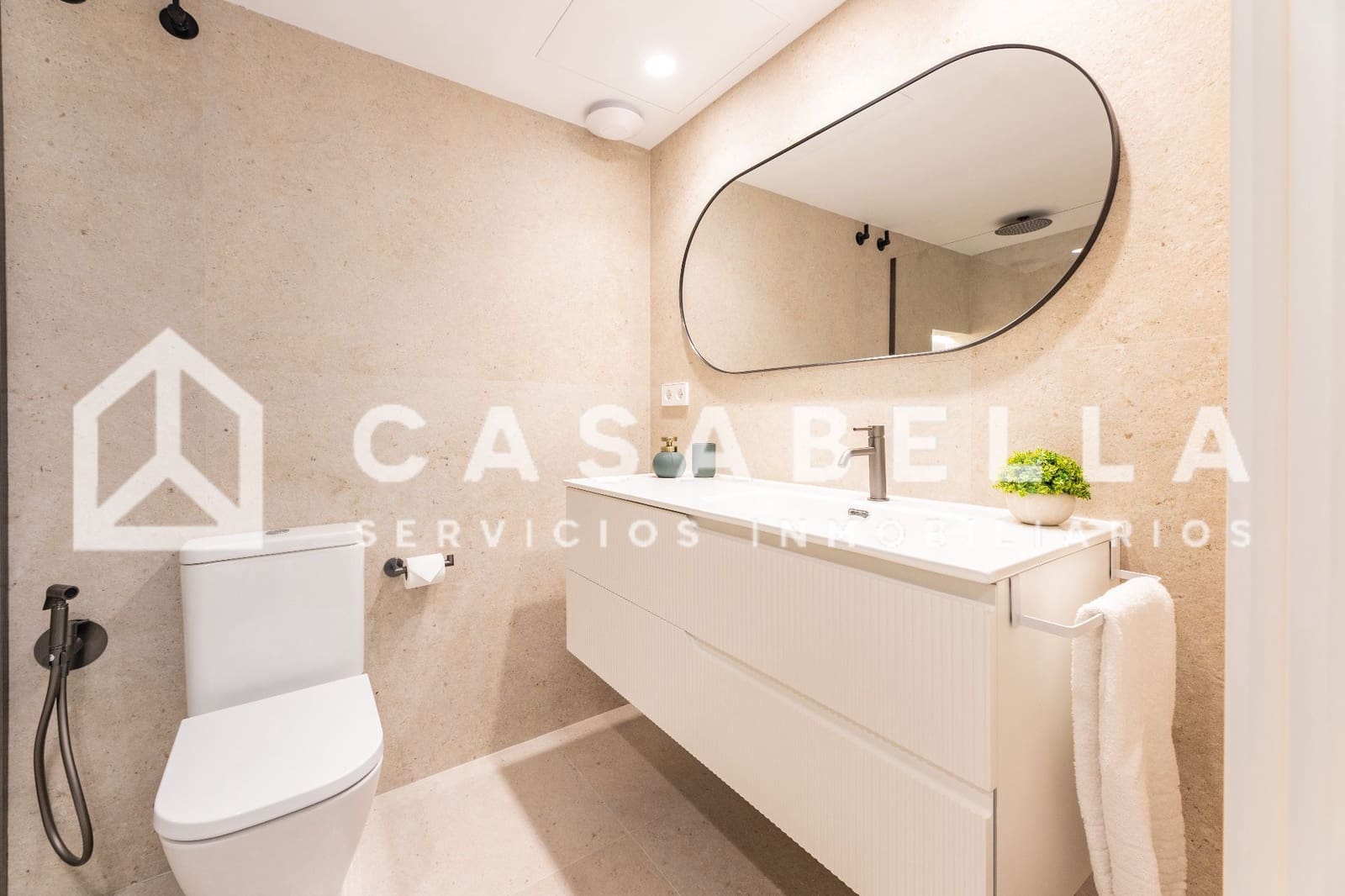 4 soverom Leilighet til leie i Valencia by med garasje - € 2 800 (Ref: 9650160)