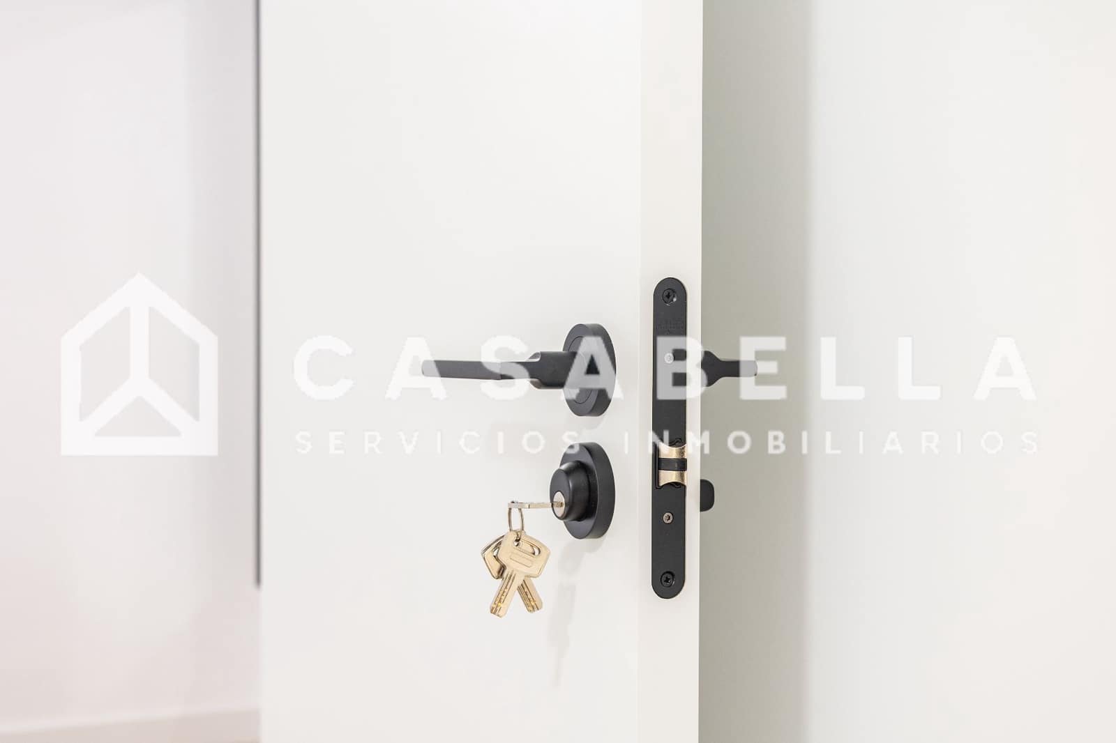 4 soverom Leilighet til leie i Valencia by med garasje - € 2 800 (Ref: 9650160)