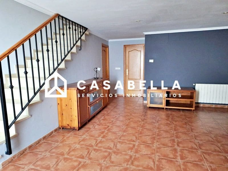 4 slaapkamer Halfvrijstaande villa te koop in Gilet met zwembad garage - € 289.900 (Ref: 9650165)