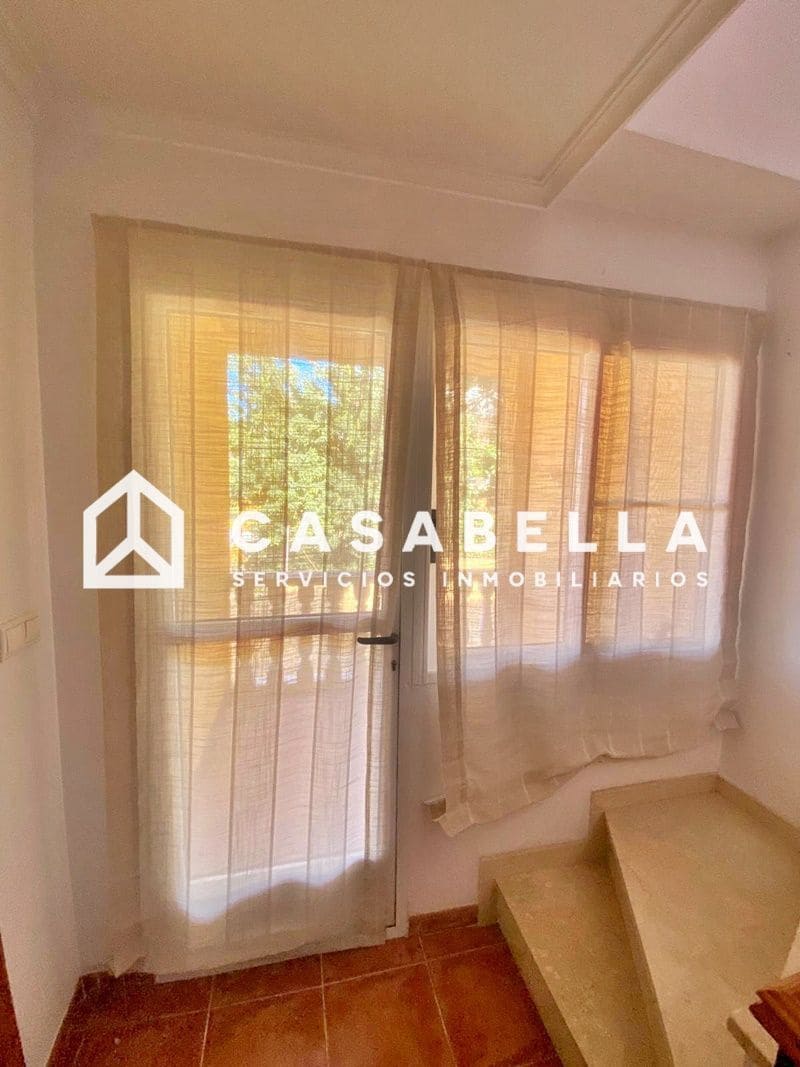 4 slaapkamer Halfvrijstaande villa te koop in Gilet met zwembad garage - € 289.900 (Ref: 9650165)