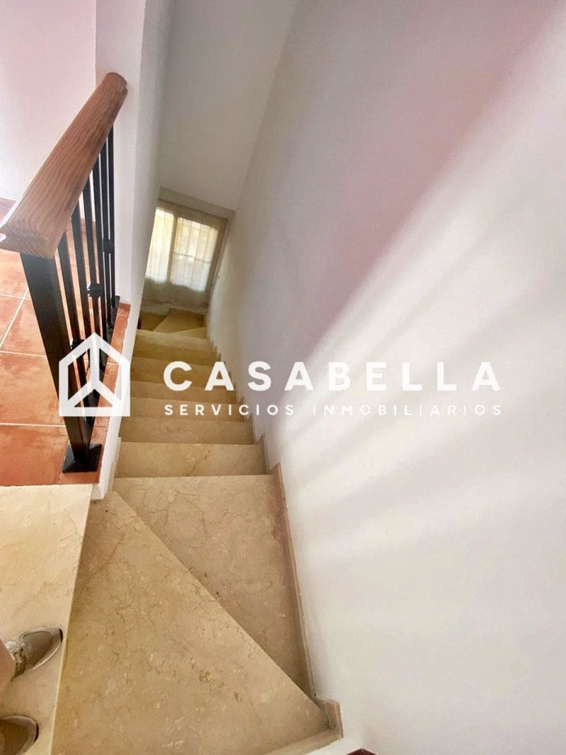 4 slaapkamer Halfvrijstaande villa te koop in Gilet met zwembad garage - € 289.900 (Ref: 9650165)