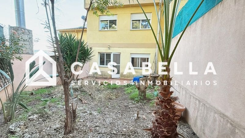 4 slaapkamer Halfvrijstaande villa te koop in Gilet met zwembad garage - € 289.900 (Ref: 9650165)