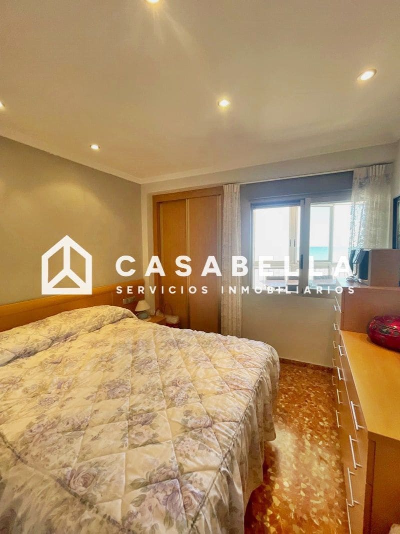 3 bedroom Flat for sale in El Perellonet with garage - € 215,000 (Ref: 9650167)