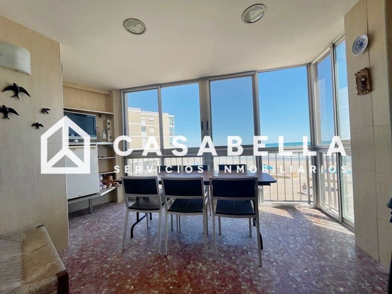 3 bedroom Flat for sale in El Perellonet with garage - € 215,000 (Ref: 9650167)