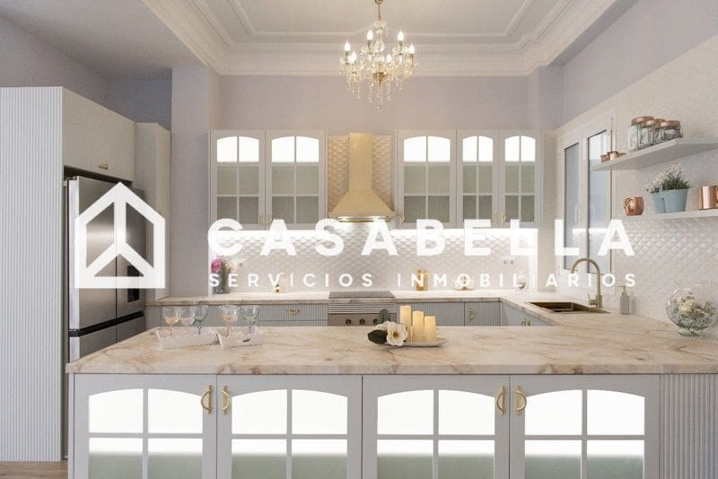 3 slaapkamer Flat te koop in Valencia stad - € 840.000 (Ref: 9650172)