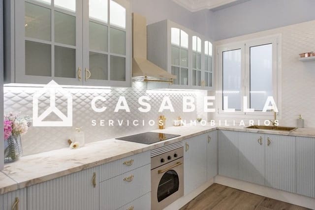 3 slaapkamer Flat te koop in Russafa, Valencia stad - € 840.000 (Ref: 9650172)