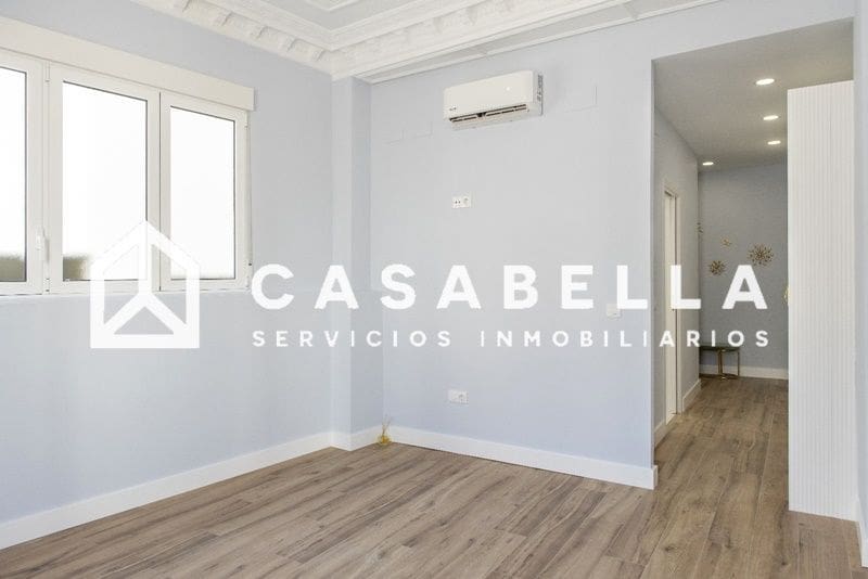 3 slaapkamer Flat te koop in Valencia stad - € 840.000 (Ref: 9650172)