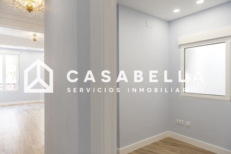 3 slaapkamer Flat te koop in Valencia stad - € 840.000 (Ref: 9650172)