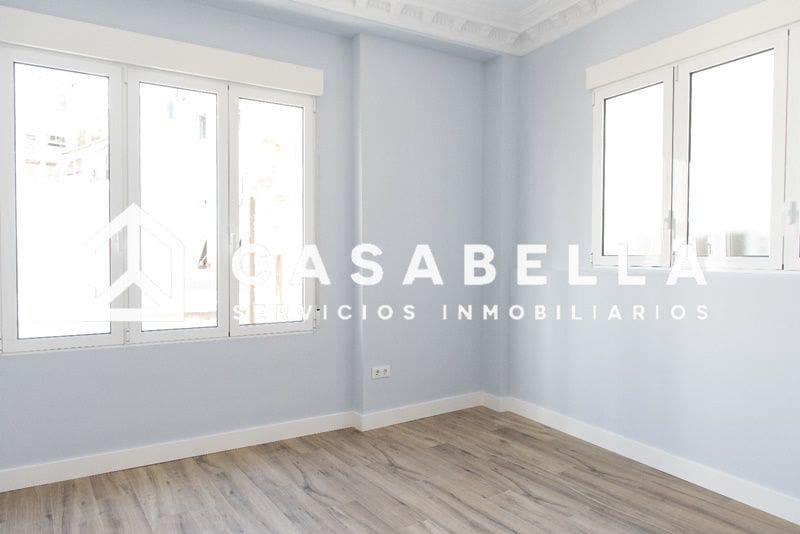 3 slaapkamer Flat te koop in Valencia stad - € 840.000 (Ref: 9650172)