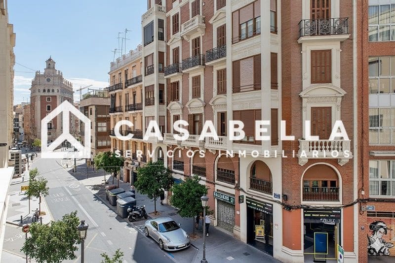 3 slaapkamer Flat te koop in Valencia stad - € 840.000 (Ref: 9650172)