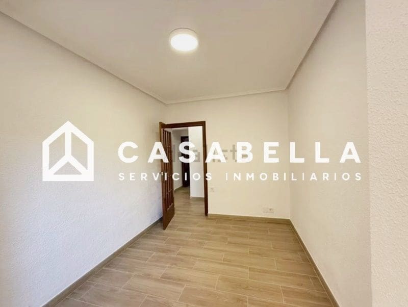 3 slaapkamer Flat te huur in Valencia stad - € 1.300 (Ref: 9650178)