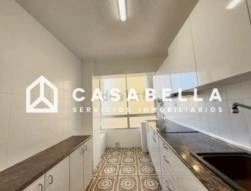 3 slaapkamer Flat te huur in Valencia stad - € 1.300 (Ref: 9650178)