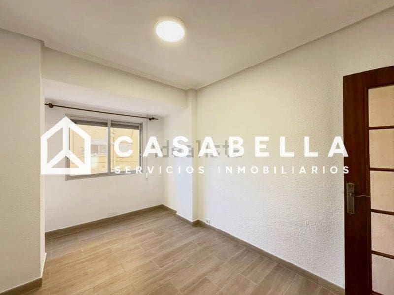 3 slaapkamer Flat te huur in Valencia stad - € 1.300 (Ref: 9650178)