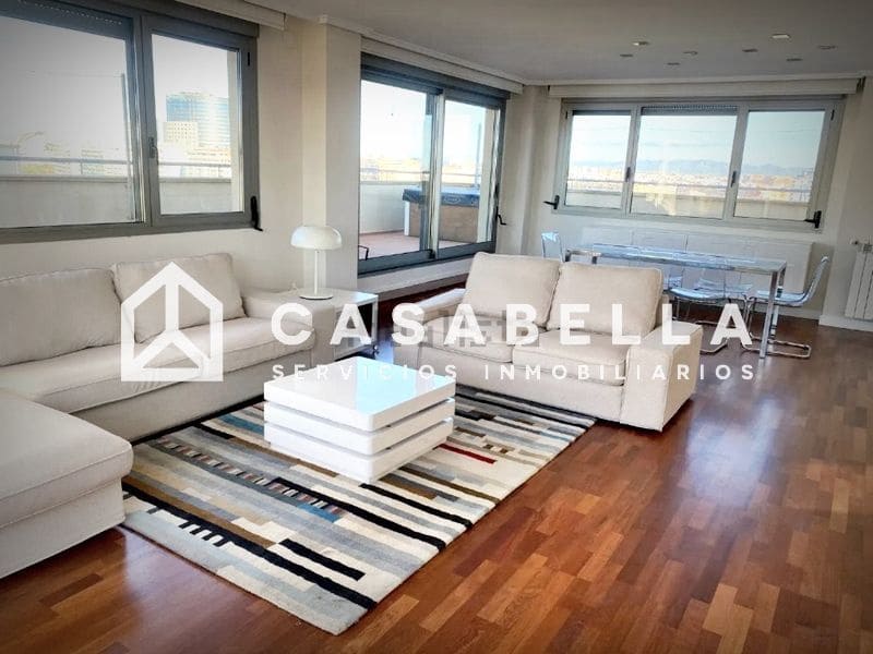 Casa de 5 habitaciones en València ciudad en venta con garaje - 780.000 € (Ref: 9650180)