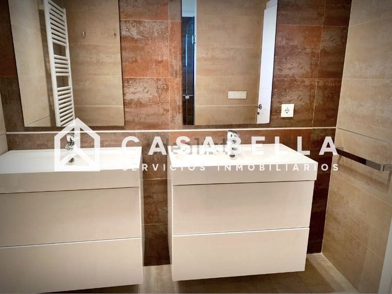 Casa de 5 habitaciones en València ciudad en venta con garaje - 780.000 € (Ref: 9650180)