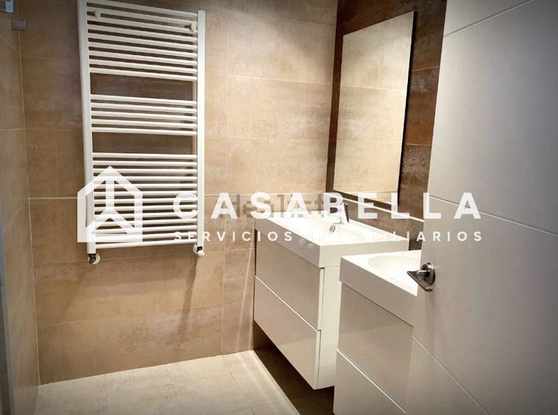Casa de 5 habitaciones en València ciudad en venta con garaje - 780.000 € (Ref: 9650180)