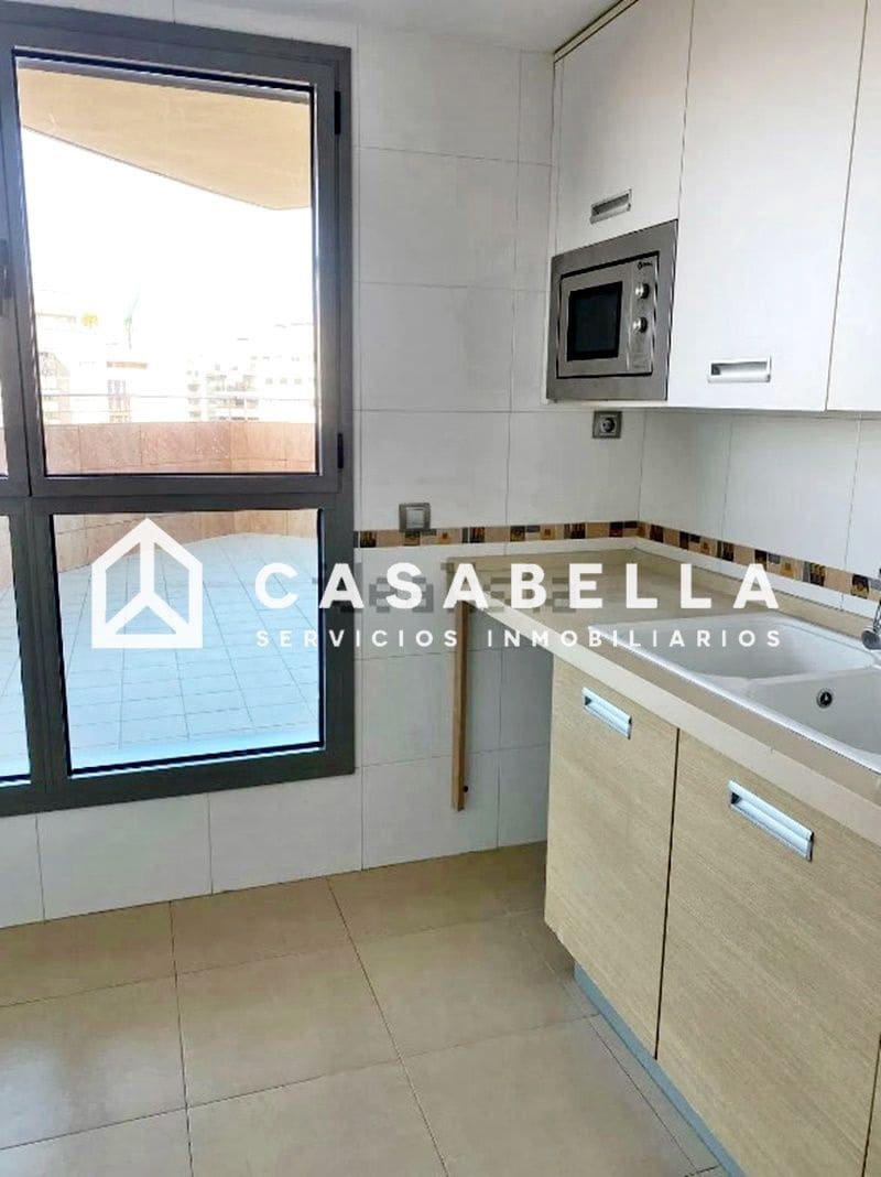 4 bedroom Penthouse for sale in Valencia city with pool garage - € 510,000 (Ref: 9650181)