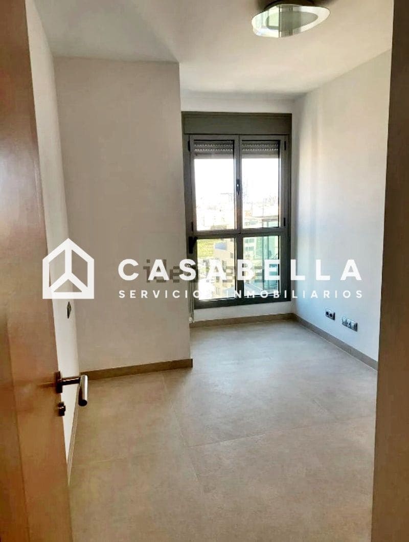 4 bedroom Penthouse for sale in Valencia city with pool garage - € 510,000 (Ref: 9650181)