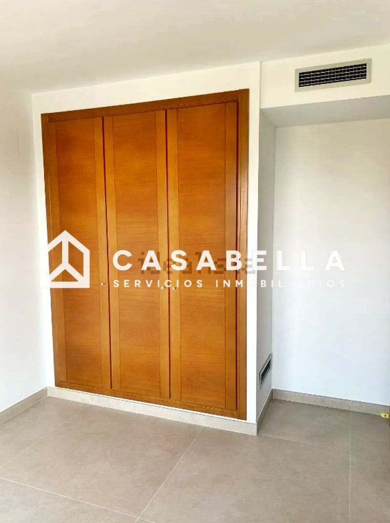 4 bedroom Penthouse for sale in Valencia city with pool garage - € 510,000 (Ref: 9650181)