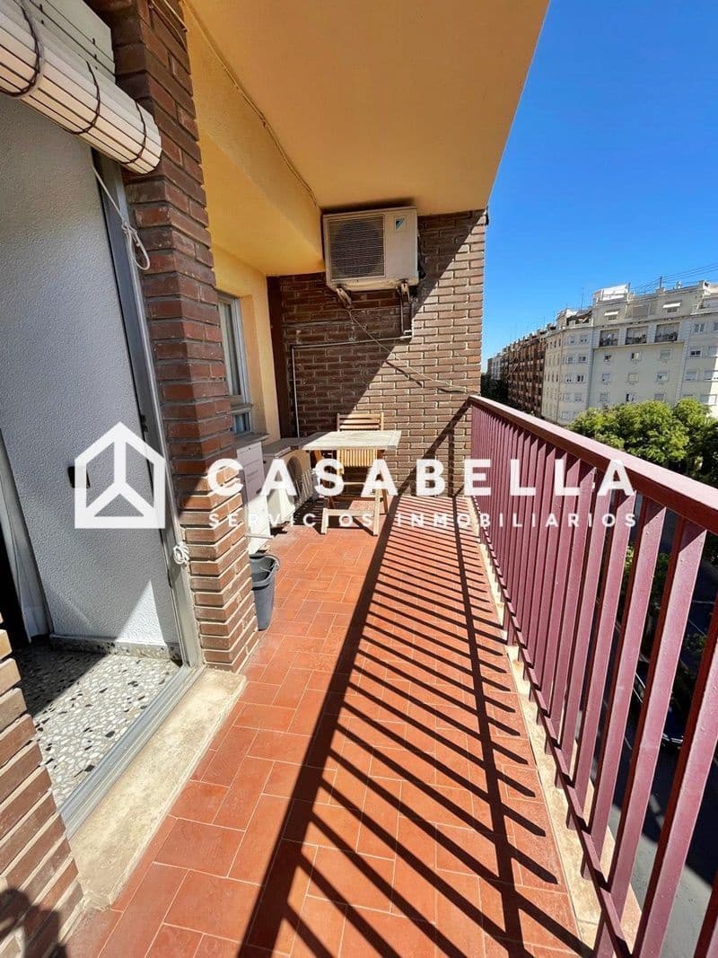 4 Zimmer Wohnung zu vermieten in Valencia Stadt - 1.600 € (Ref: 9650182)