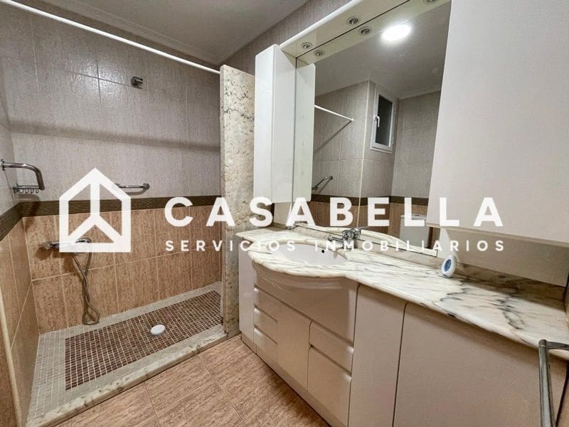 4 Zimmer Wohnung zu vermieten in Valencia Stadt - 1.600 € (Ref: 9650182)