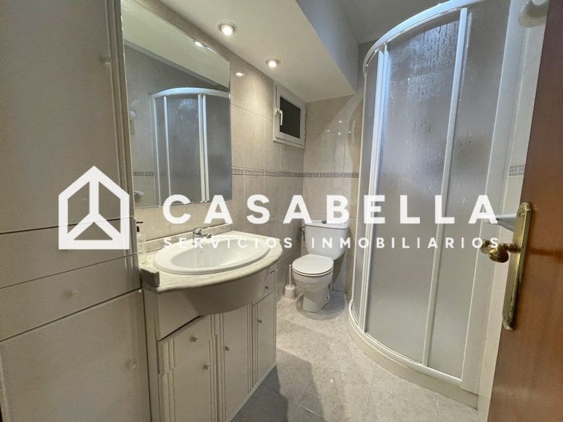 4 Zimmer Wohnung zu vermieten in Valencia Stadt - 1.600 € (Ref: 9650182)