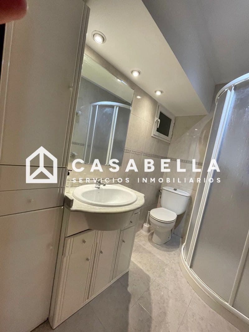 4 Zimmer Wohnung zu vermieten in Valencia Stadt - 1.600 € (Ref: 9650182)