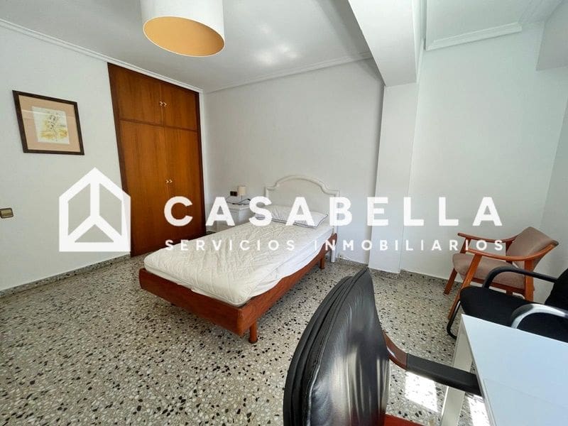 4 Zimmer Wohnung zu vermieten in Valencia Stadt - 1.600 € (Ref: 9650182)