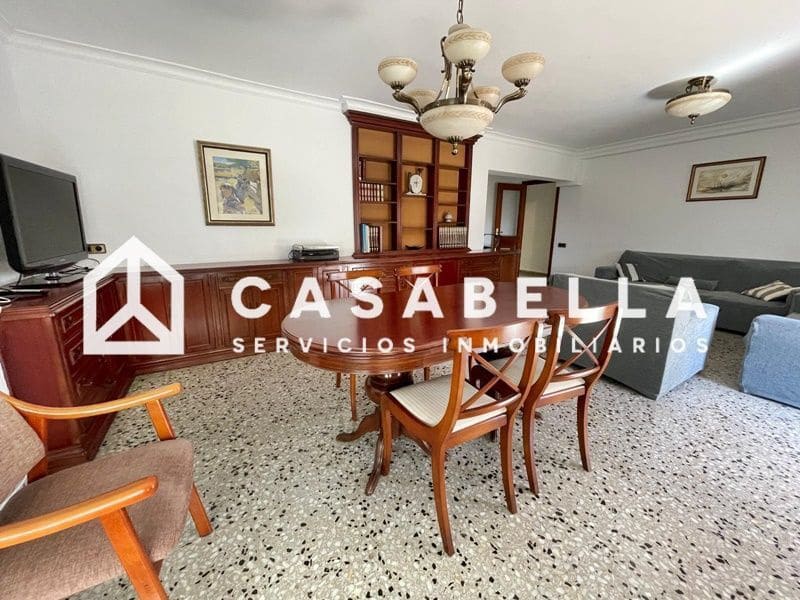 4 Zimmer Wohnung zu vermieten in Valencia Stadt - 1.600 € (Ref: 9650182)