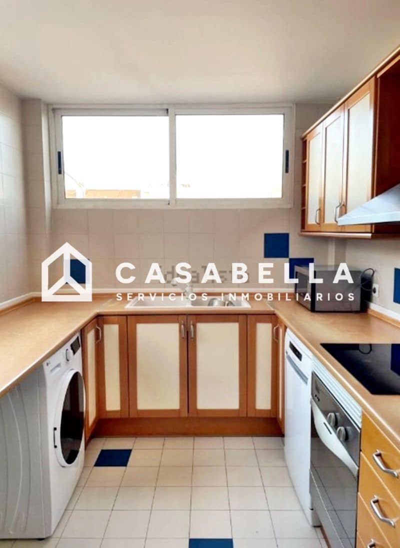 2 bedroom Penthouse for sale in Valencia city - € 380,000 (Ref: 9650184)