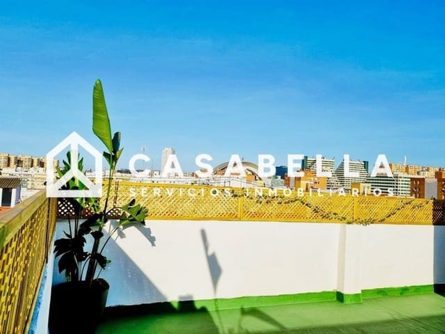 2 bedroom Penthouse for sale in Valencia city - € 620,000 (Ref: 9650185)