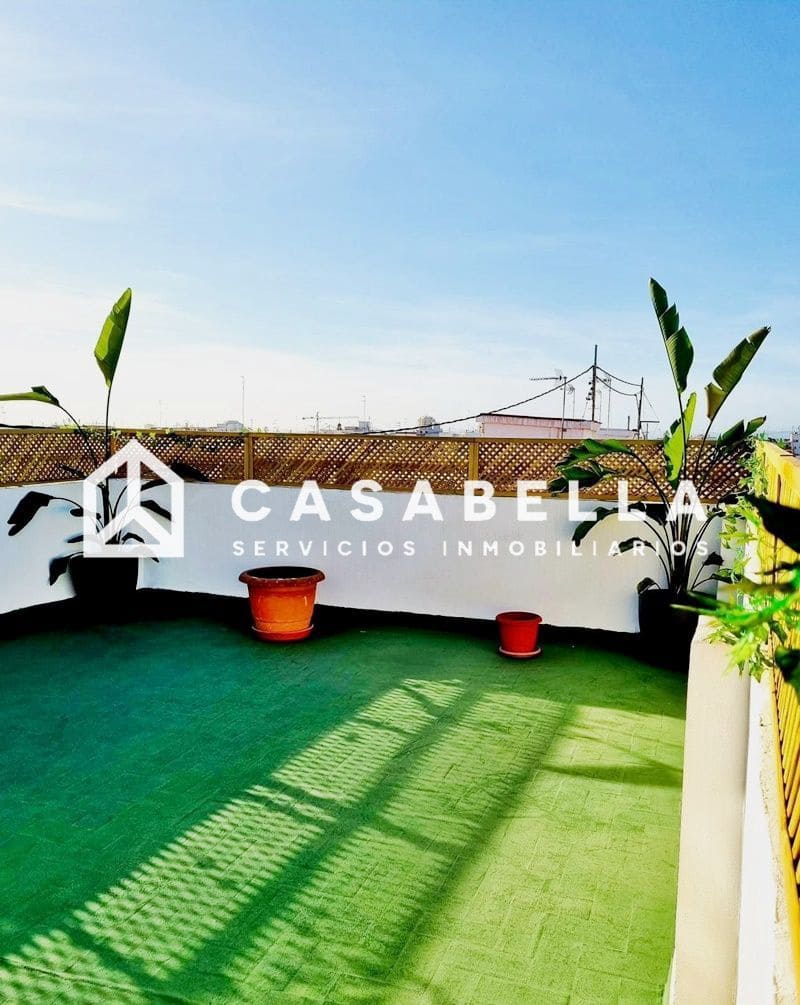 2 bedroom Penthouse for sale in Valencia city - € 620,000 (Ref: 9650185)