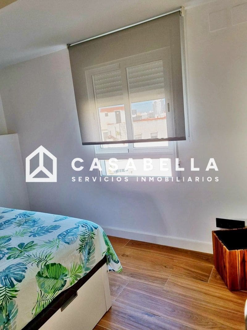 2 bedroom Penthouse for sale in Valencia city - € 620,000 (Ref: 9650185)