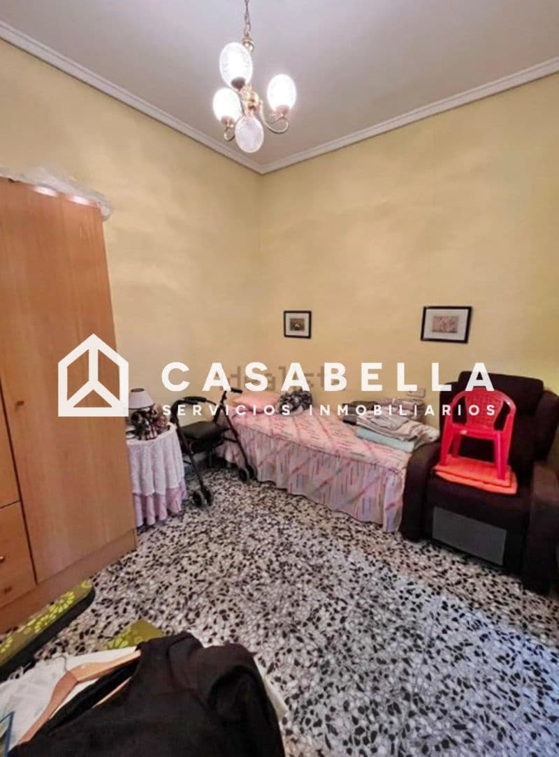 4 sypialnia Willa na sprzedaż w Miasto Walencja z garażem - 450 000 € (Ref: 9650188)