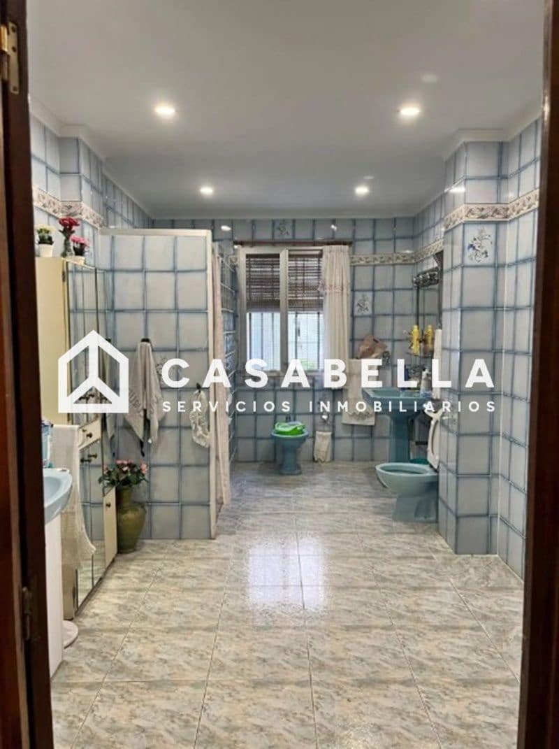 4 sypialnia Willa na sprzedaż w Miasto Walencja z garażem - 450 000 € (Ref: 9650188)