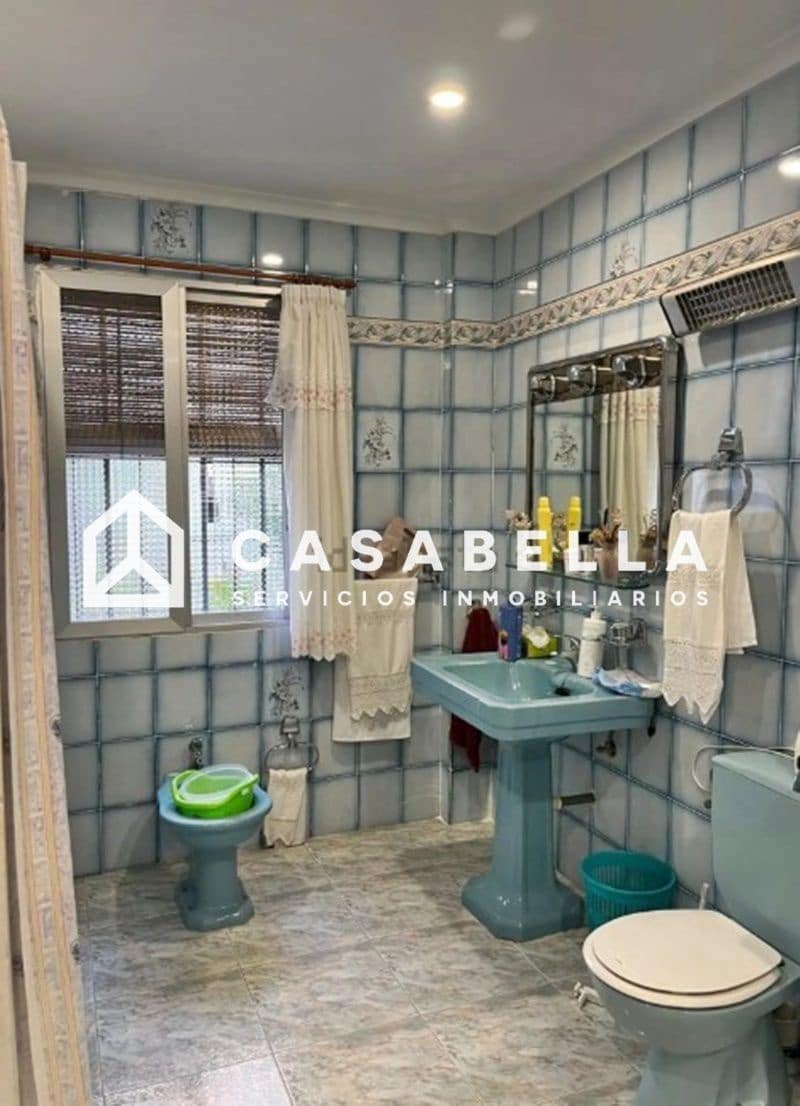 4 sypialnia Willa na sprzedaż w Miasto Walencja z garażem - 450 000 € (Ref: 9650188)