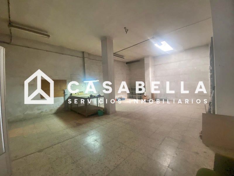 Commercial for sale in Valencia city - € 115,000 (Ref: 9650189)