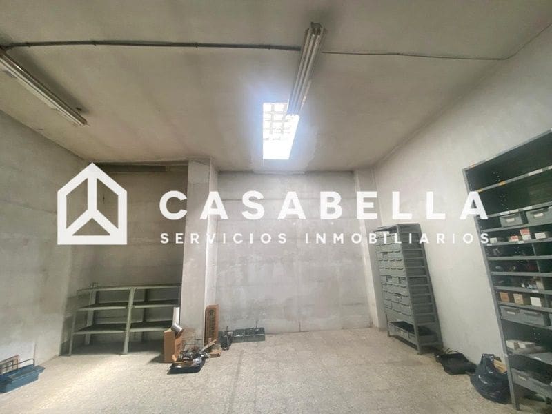 Commercial for sale in Valencia city - € 115,000 (Ref: 9650189)