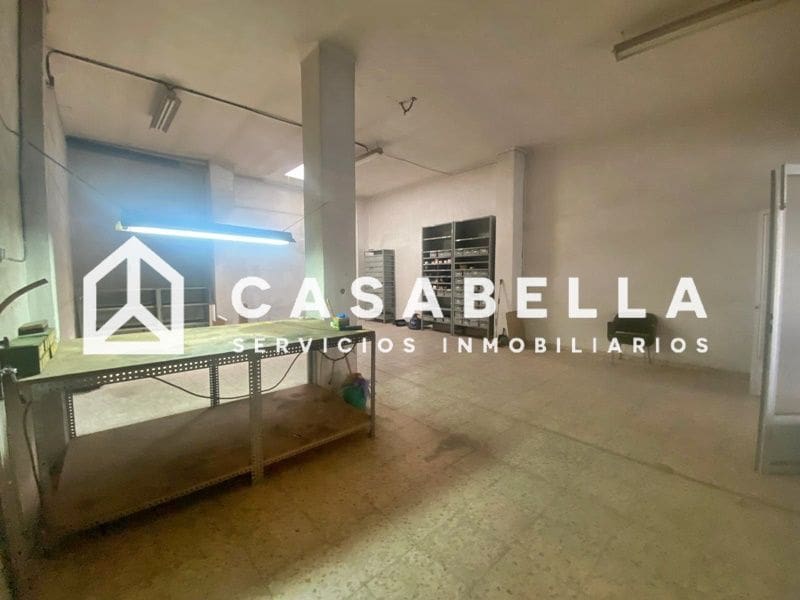 Commercial for sale in Valencia city - € 115,000 (Ref: 9650189)