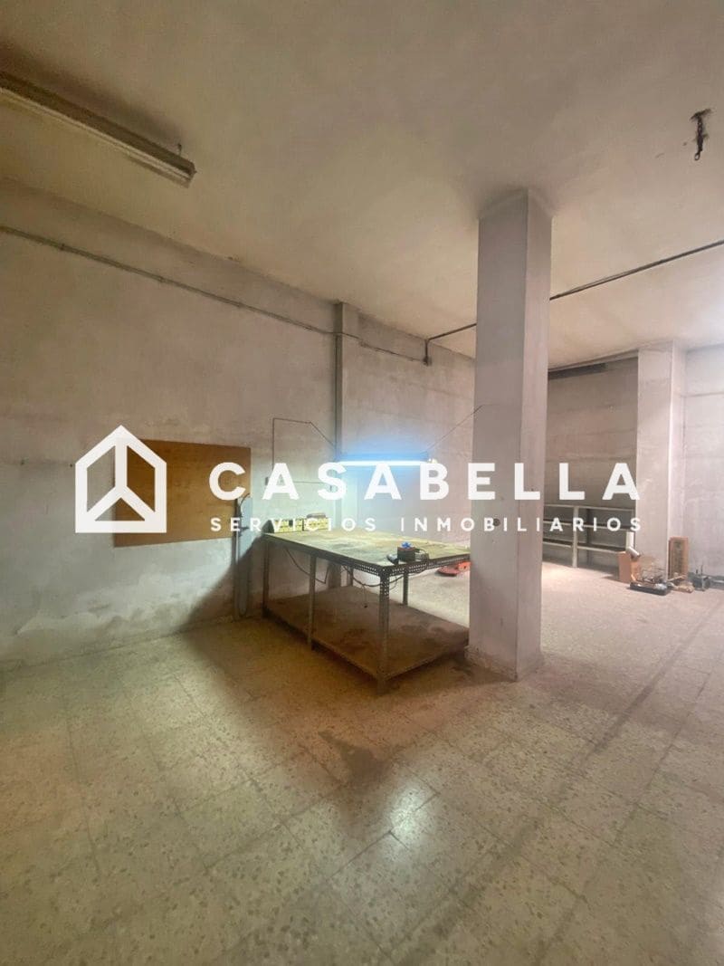 Commercial for sale in Valencia city - € 115,000 (Ref: 9650189)